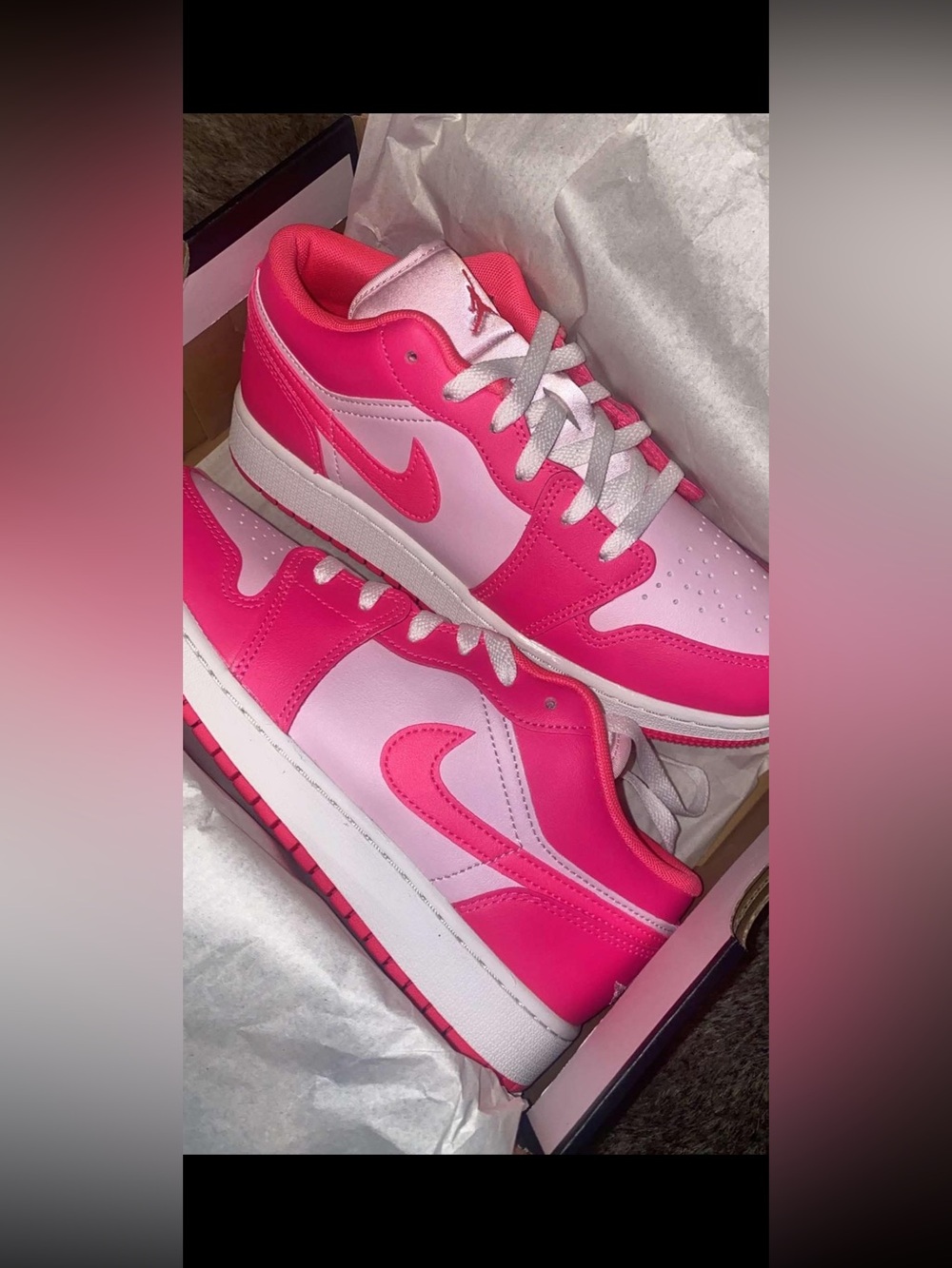 Nike Women’s Hot Pink and Light Pink Low-Top Sneakers - Picture 1 of 3